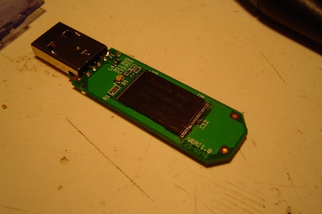 how to fix a broken thumb drive