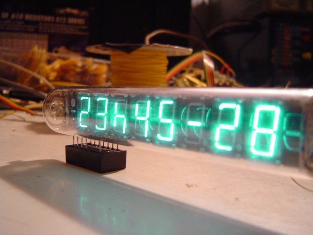 IV-18 Clock